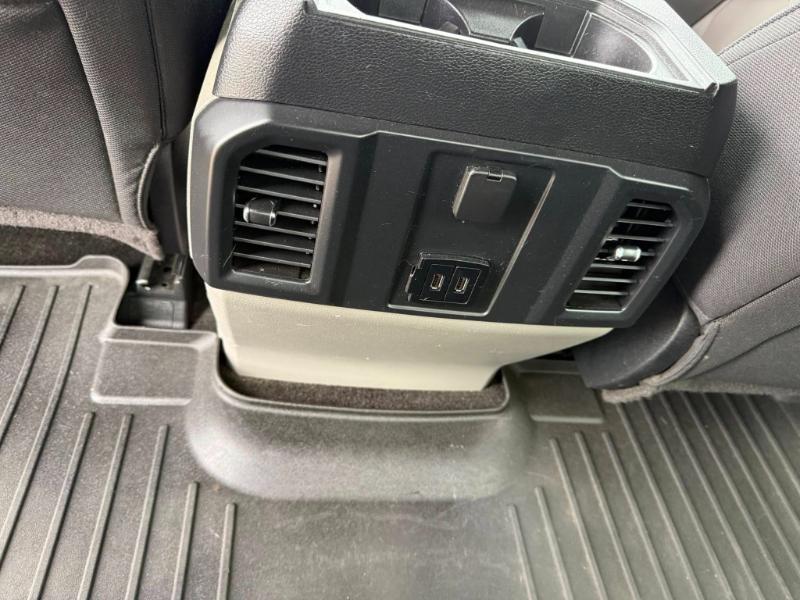 Ford F-150 Lariat SuperCrew 5.5-ft. Bed 2WD 2017