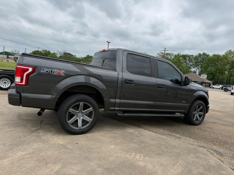 Ford F-150 Lariat SuperCrew 5.5-ft. Bed 2WD 2017