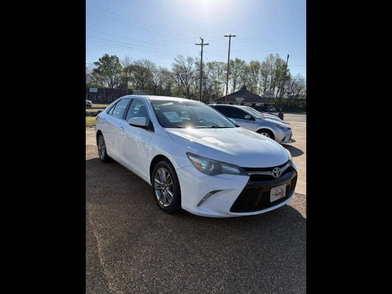 2016 Toyota Camry XLE