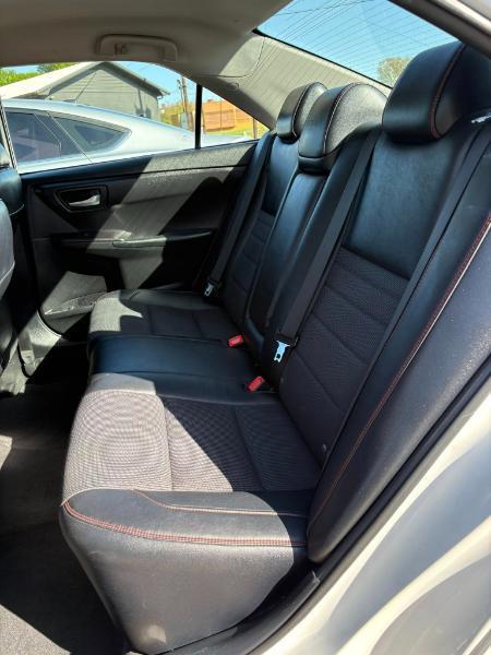 Toyota Camry XLE 2016
