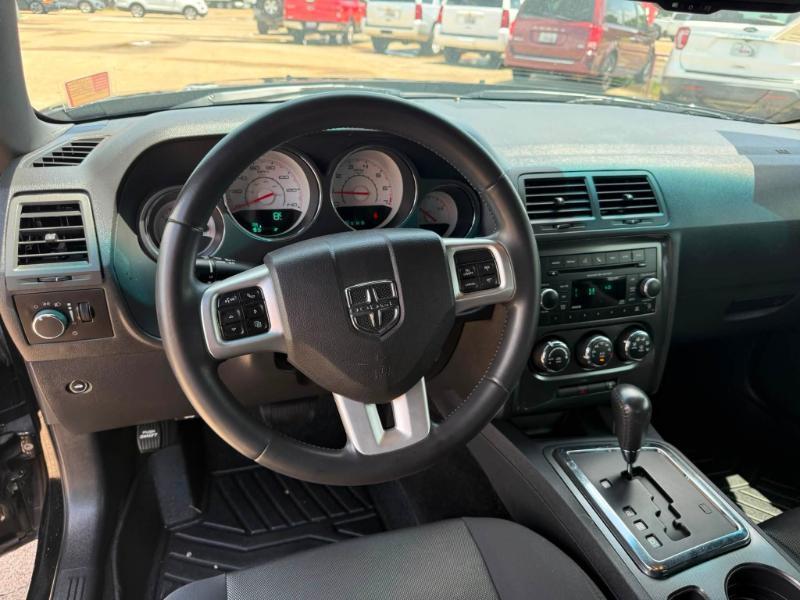 Dodge Challenger SXT 2013