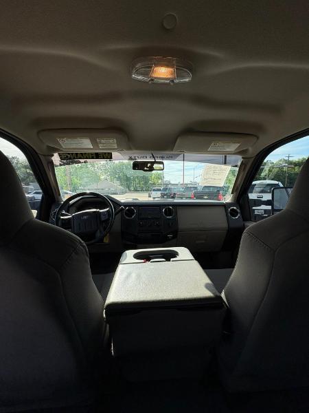 Ford F-250 SD Lariat Crew Cab 2WD 2010