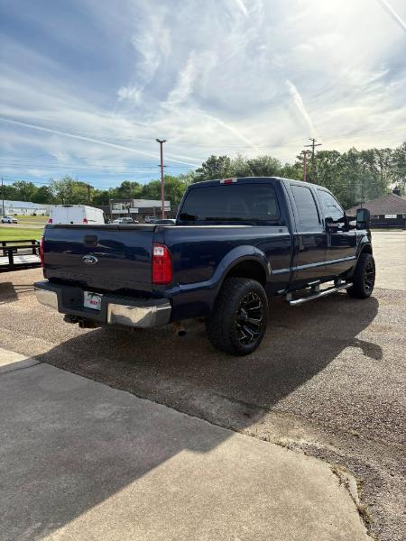 Ford F-250 SD Lariat Crew Cab 2WD 2010