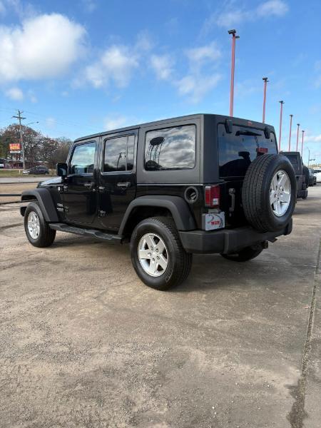 Jeep Wrangler Unlimited Sport 4WD 2015