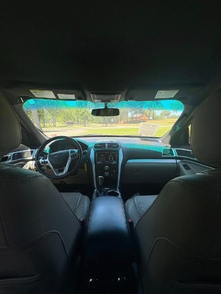 Ford Explorer XLT FWD 2014