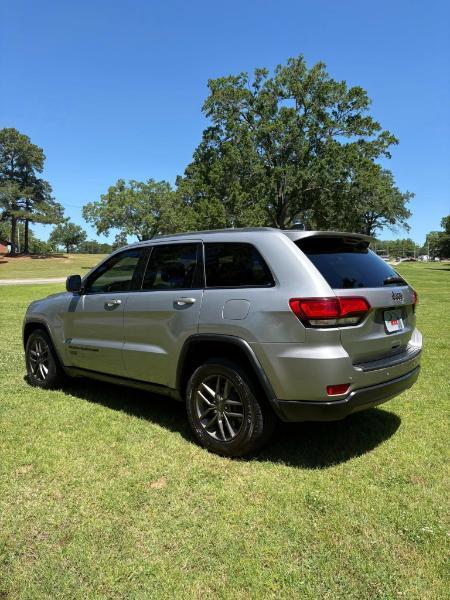 Jeep Grand Cherokee Laredo 2WD 2016