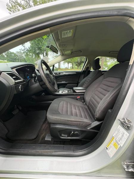 Ford Fusion SE 2018