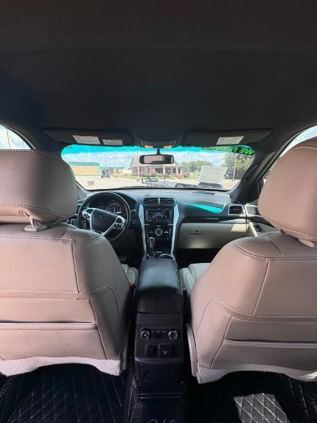 Ford Explorer Limited FWD 2014