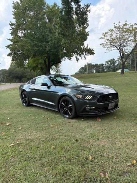 Ford Mustang EcoBoost Coupe 2015