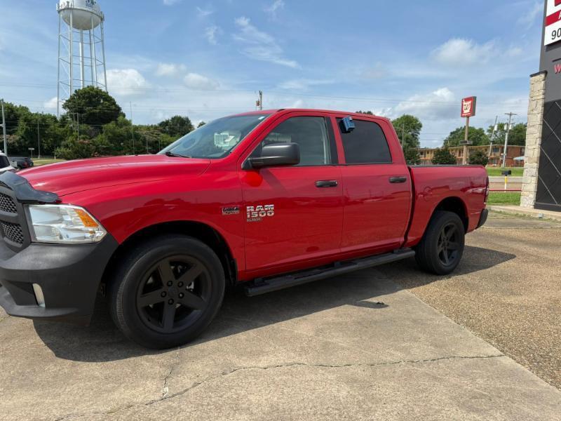 RAM 1500 Tradesman/Express Crew Cab SWB 2WD 2014