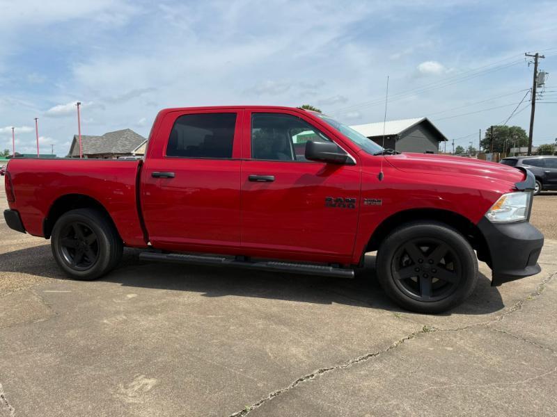 RAM 1500 Tradesman/Express Crew Cab SWB 2WD 2014