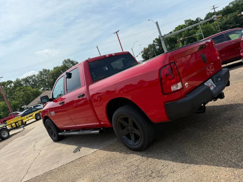 RAM 1500 Tradesman/Express Crew Cab SWB 2WD 2014