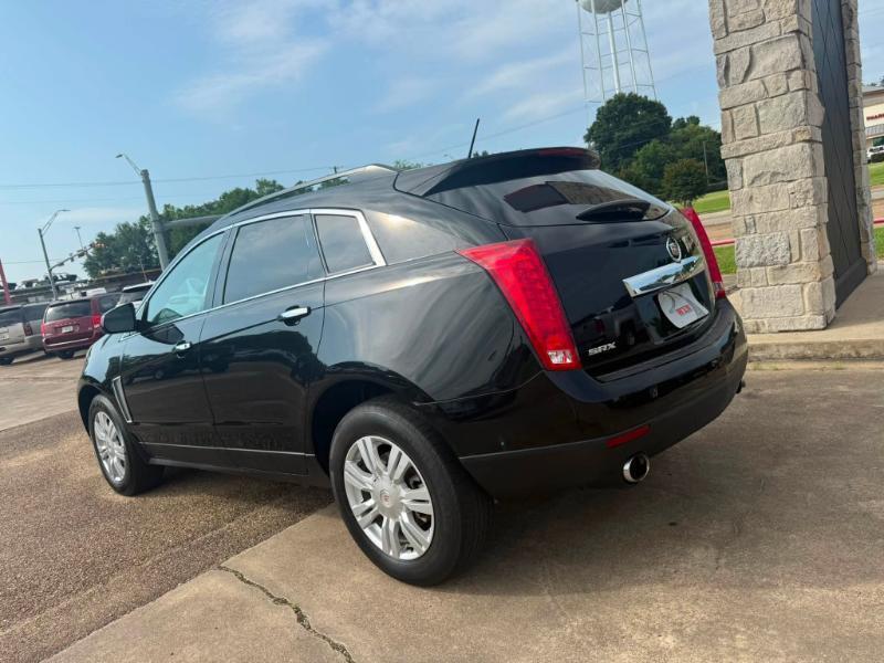 Cadillac SRX Standard FWD 2015