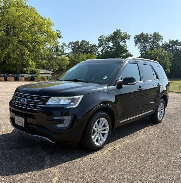 Ford Explorer XLT FWD 2017
