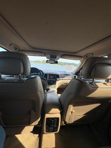 Jeep Grand Cherokee Overland 2WD 2014