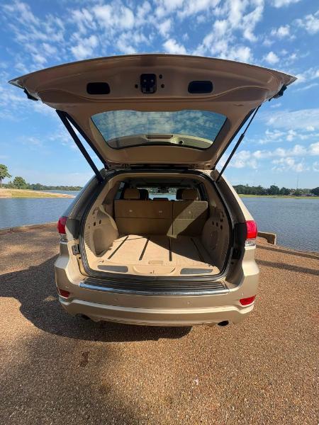 Jeep Grand Cherokee Overland 2WD 2014