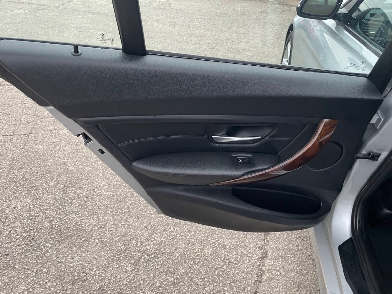 BMW 3-Series 328i xDrive Sedan - SULEV 2014