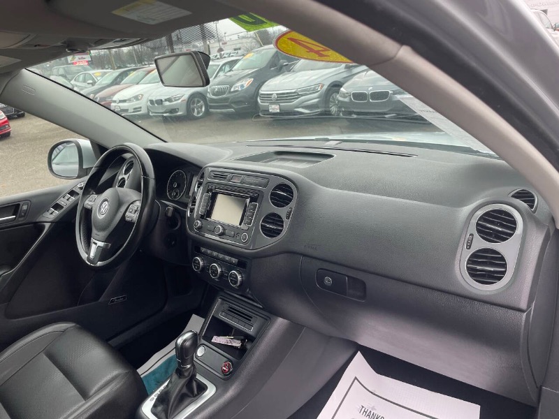 Volkswagen Tiguan SEL 2014