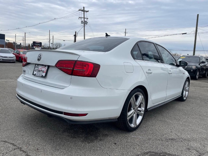 Volkswagen Jetta 2.0T GLI 6A 2017