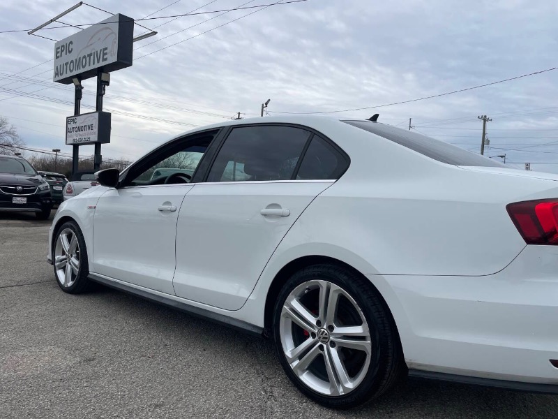 Volkswagen Jetta 2.0T GLI 6A 2017