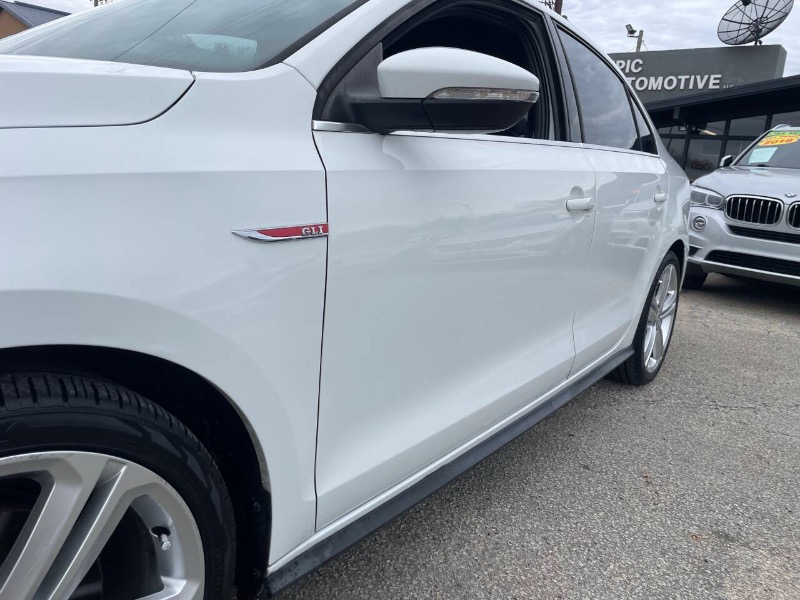 Volkswagen Jetta 2.0T GLI 6A 2017