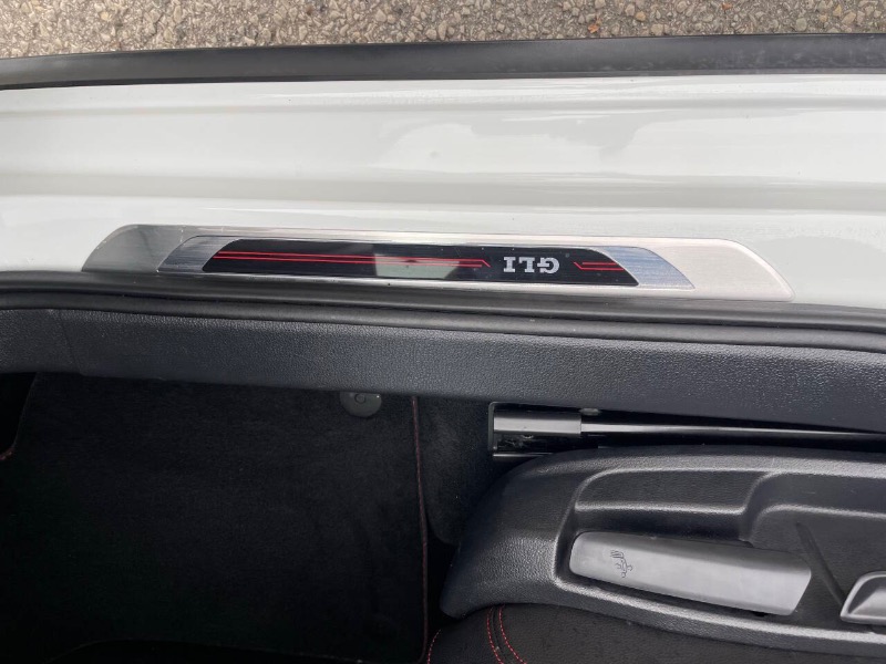 Volkswagen Jetta 2.0T GLI 6A 2017