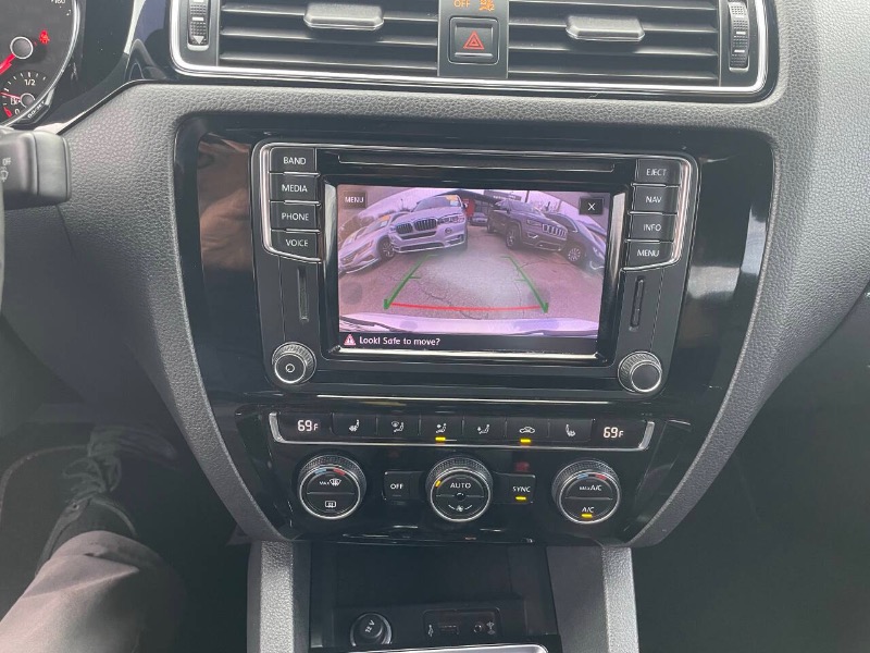 Volkswagen Jetta 2.0T GLI 6A 2017