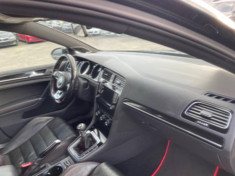 Volkswagen GTI S 6M 4-Door 2015