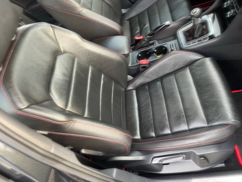 Volkswagen GTI S 6M 4-Door 2015