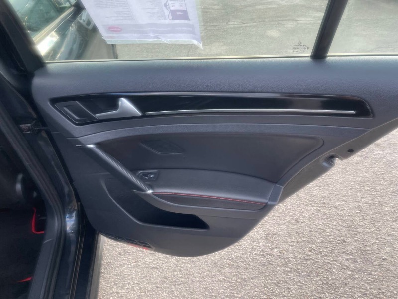 Volkswagen GTI S 6M 4-Door 2015