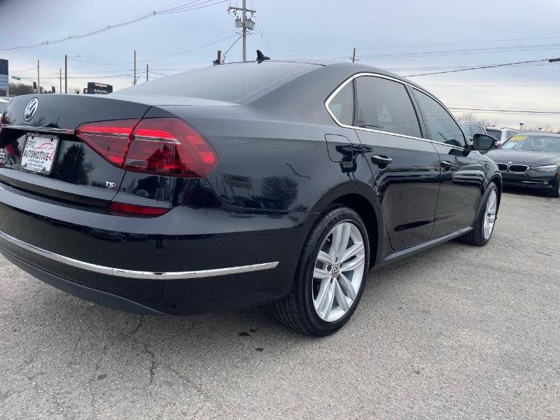 Volkswagen Passat SE 2018