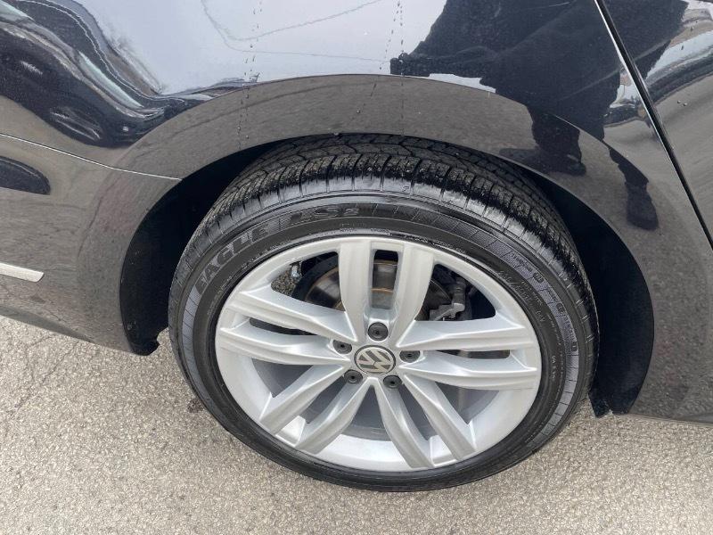 Volkswagen Passat SE 2018