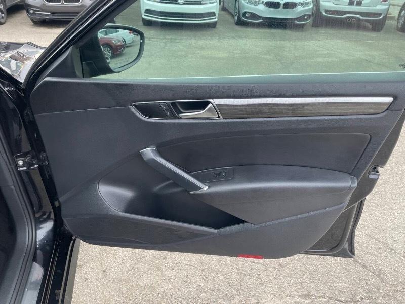 Volkswagen Passat SE 2018