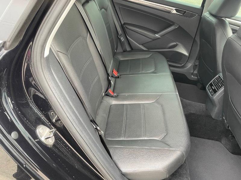 Volkswagen Passat SE 2018