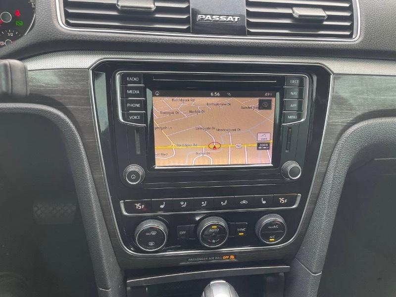 Volkswagen Passat SE 2018