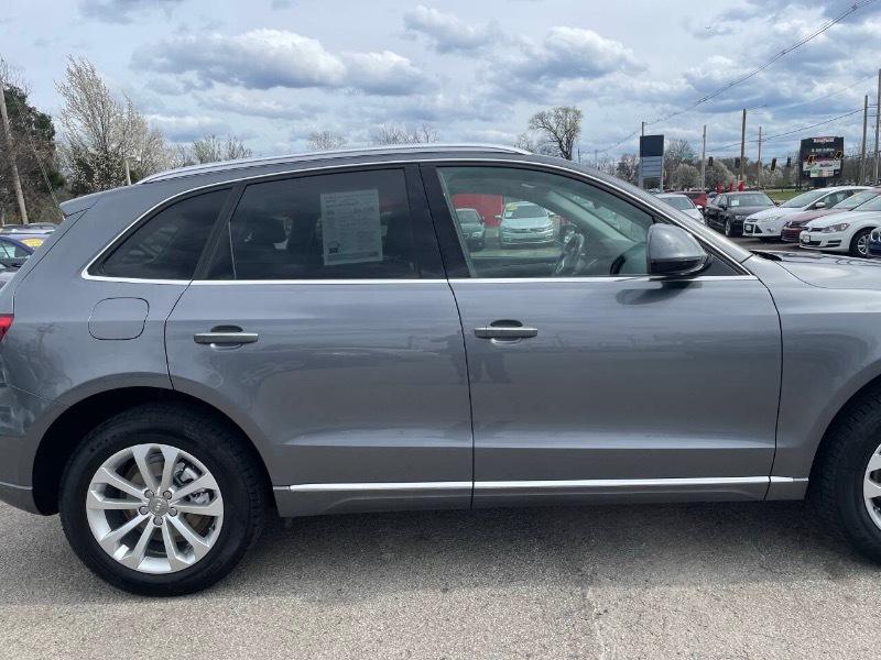 Audi Q5 2.0T Premium Plus quattro 2015