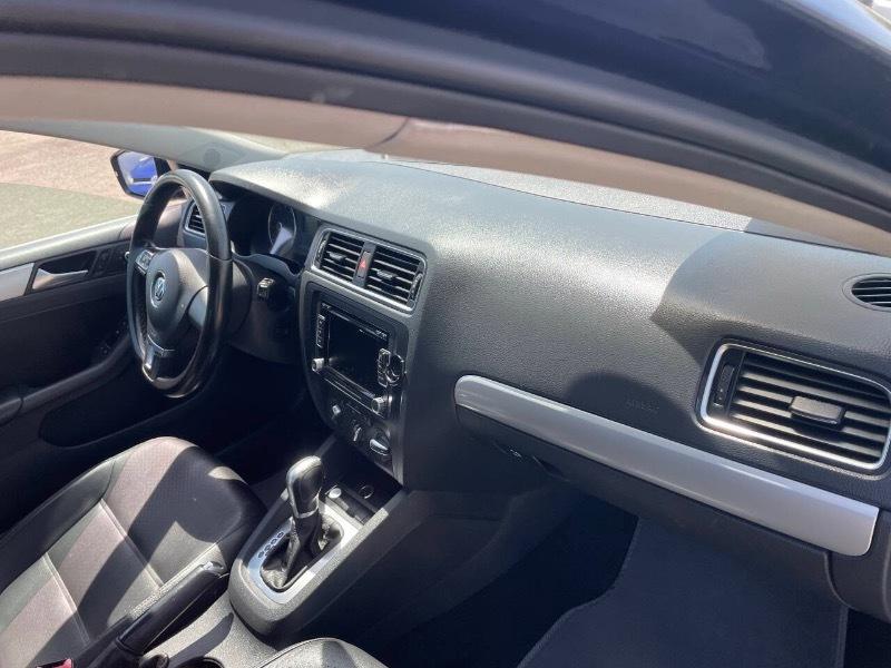 Volkswagen Jetta SE 2014