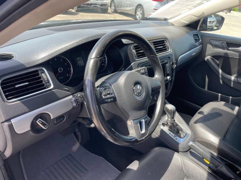 Volkswagen Jetta SE 2014