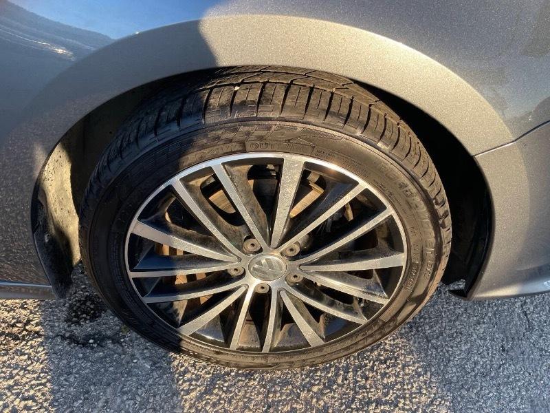 Volkswagen Jetta SE 6A 2016