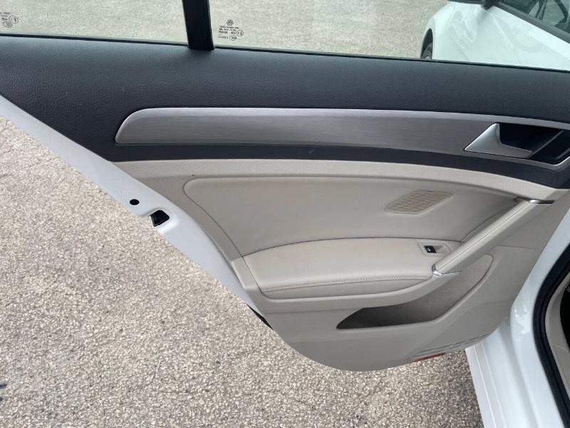 Volkswagen Golf TSI S 6A 2015