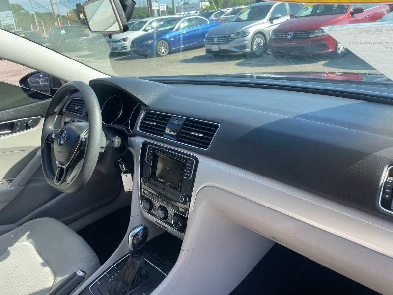 Volkswagen Passat S 2018