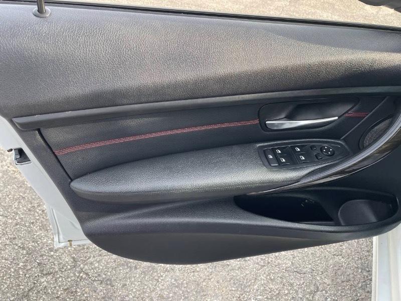 BMW 3-Series 328i Sedan 2014