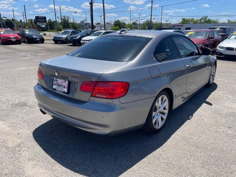 BMW 3-Series 328i Coupe 2012