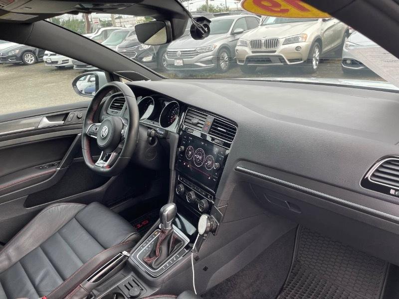 Volkswagen Golf GTI SE 7A 2019