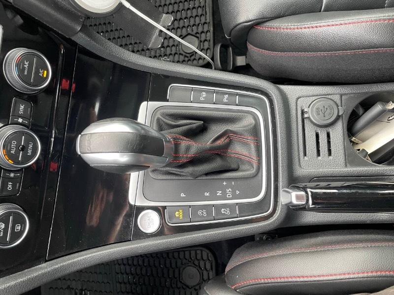 Volkswagen Golf GTI SE 7A 2019