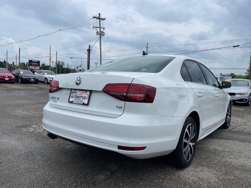 Volkswagen Jetta 1.4T SE 6A 2017