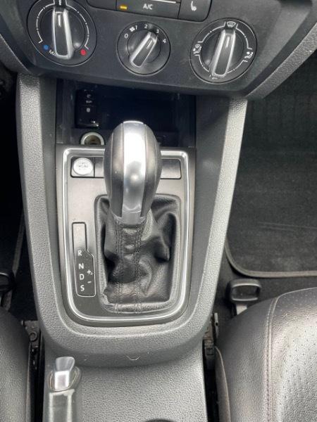 Volkswagen Jetta 1.4T SE 6A 2017