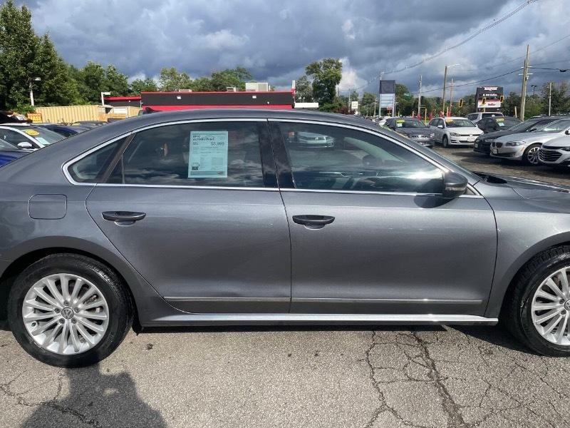 Volkswagen Passat SE 6A 2016