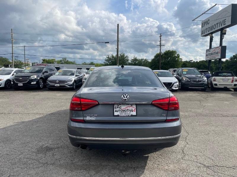 Volkswagen Passat SE 6A 2016