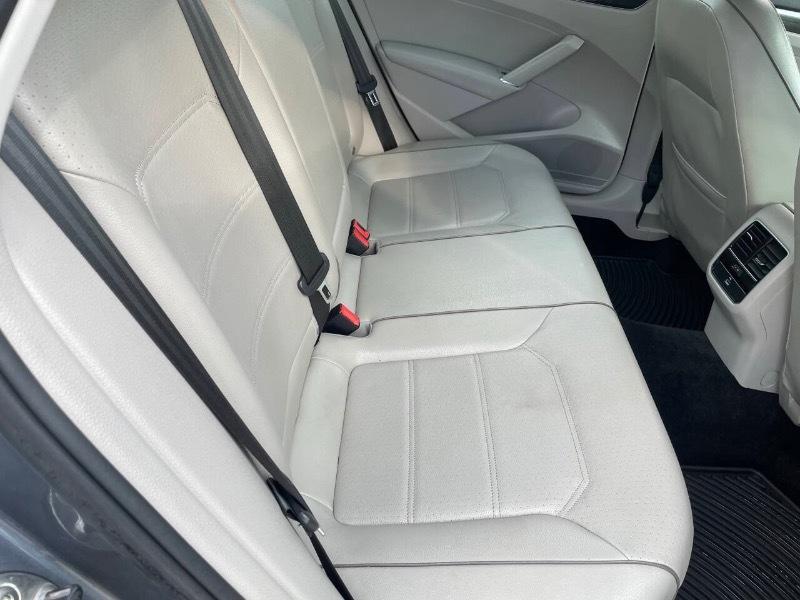 Volkswagen Passat SE 6A 2016
